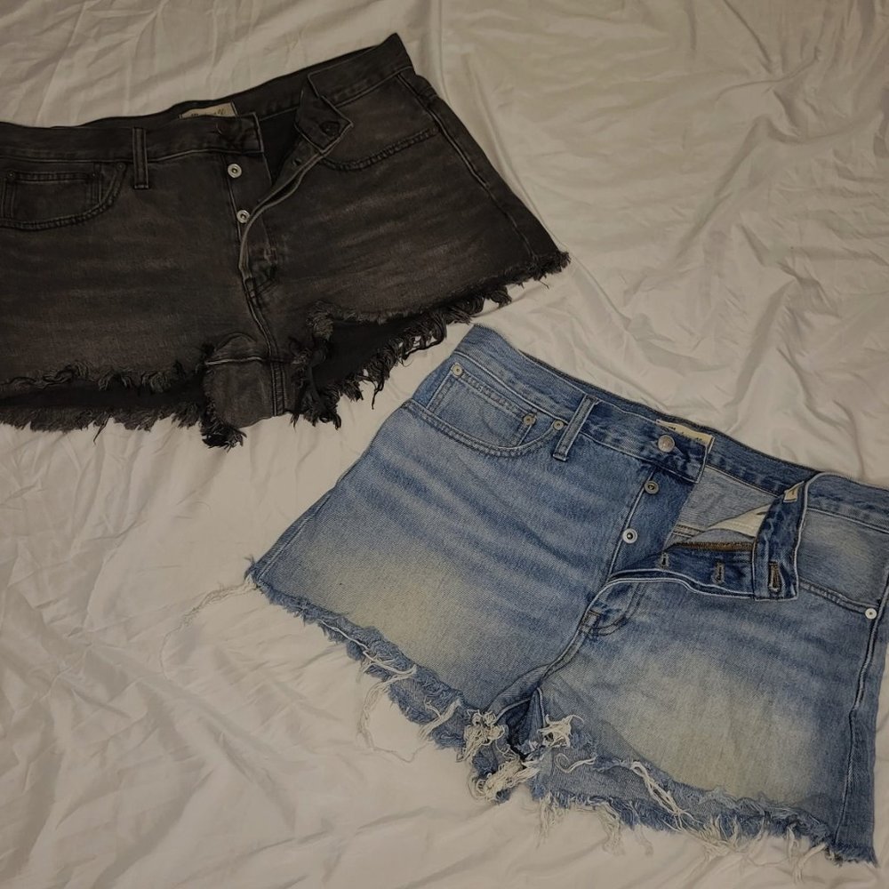 Madewell Cut-Off Jean Shorts- 2 Pair- Mid Rise - Picture 2 of 4